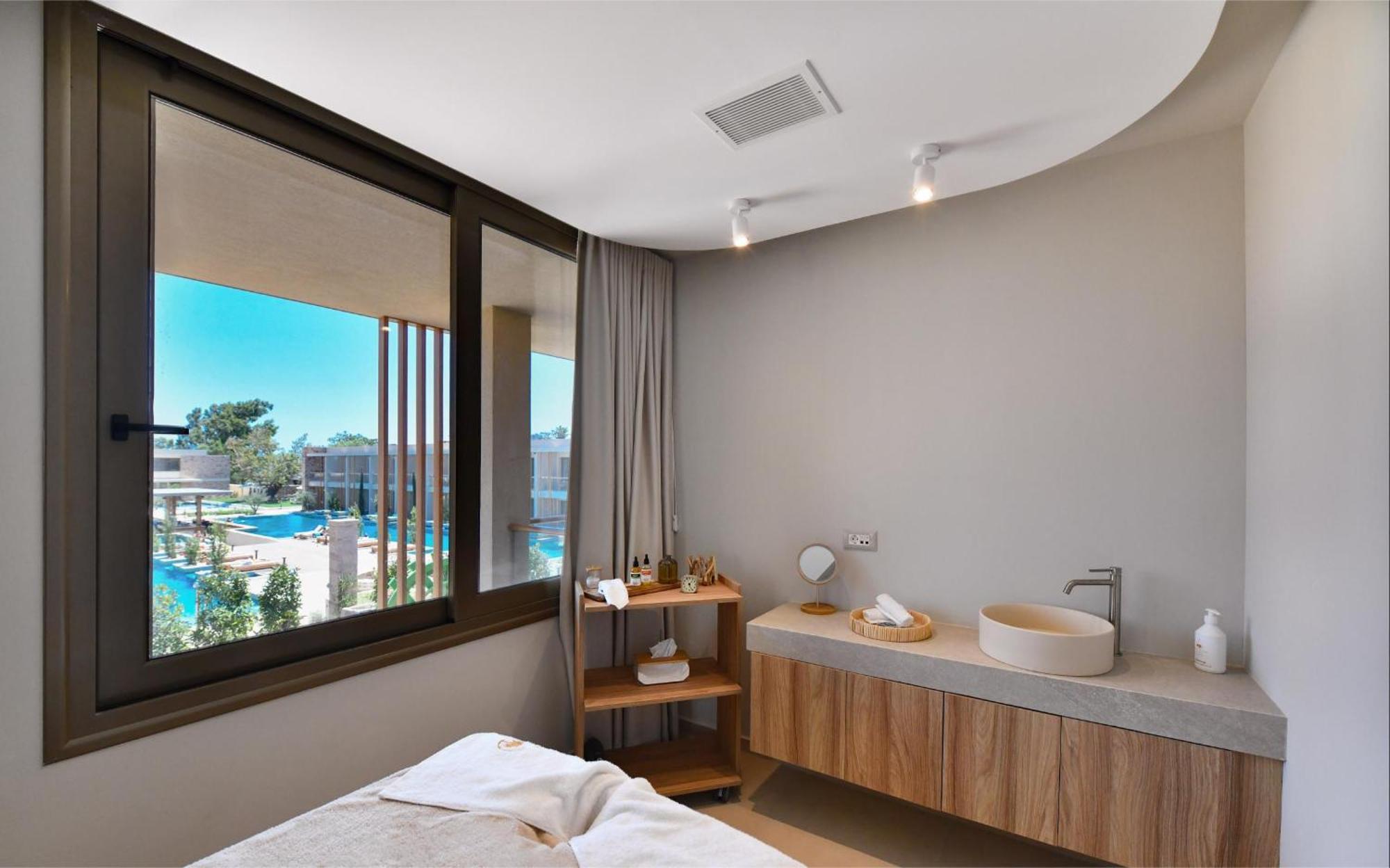 Royal Pearl Island Chios Hotel And Spa Exterior foto